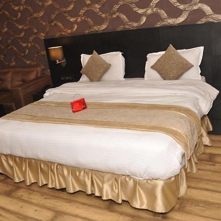 שימלה Hotel Gulmarg Regency מראה חיצוני תמונה