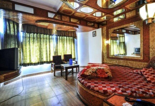 שימלה Hotel Gulmarg Regency מראה חיצוני תמונה