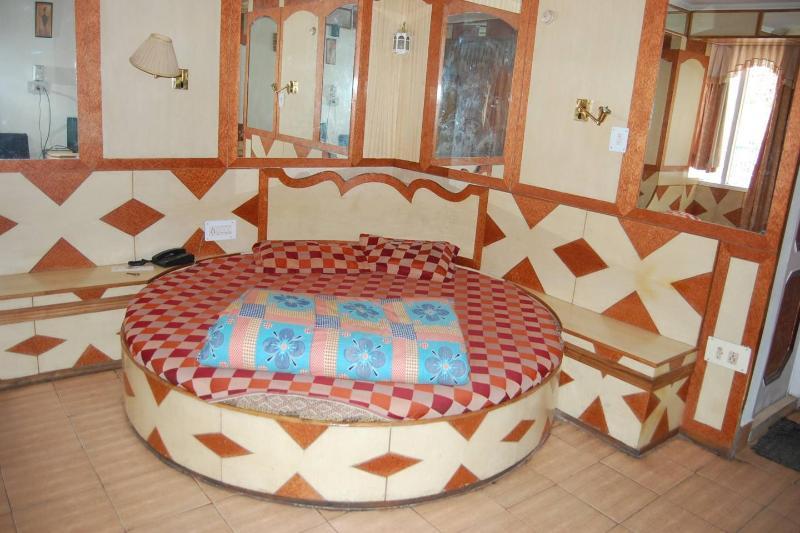 שימלה Hotel Gulmarg Regency מראה חיצוני תמונה
